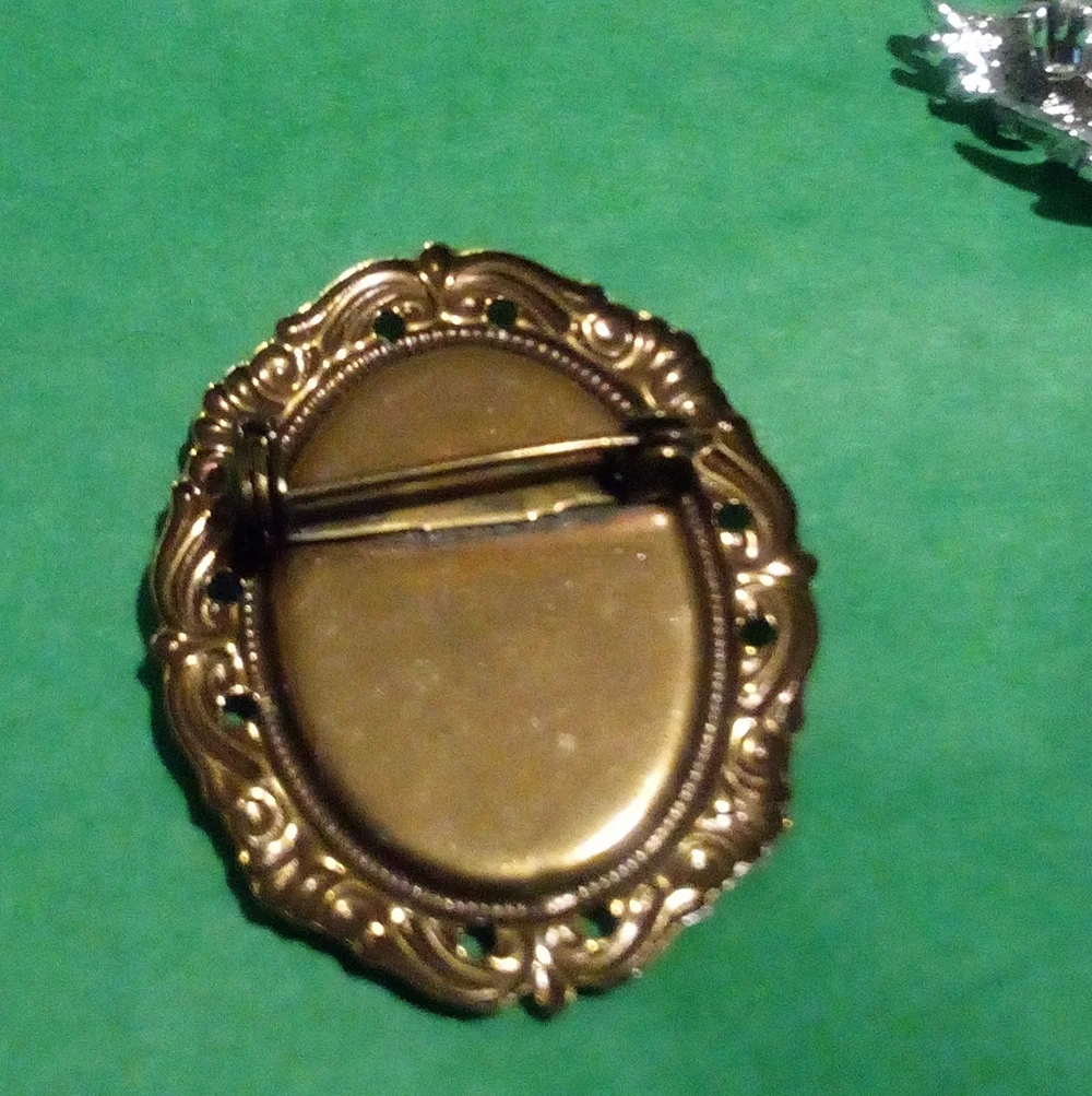 Lot Of Six Vintage Brooches Pins Swan Flowers Pastilli Gerry - Picture 5 of 14